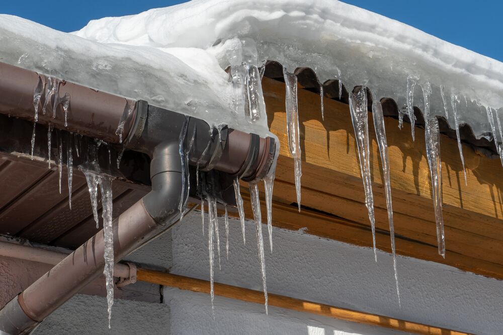 The Best Thing To Do When You Have Frozen Gutters - Advantage Pro Services